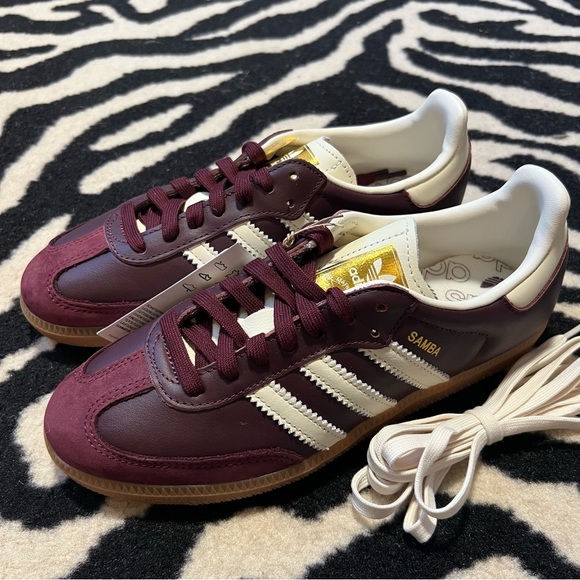 NWT Adidas Samba OG W Maroon Cream White Gold Metallic Sneakers Size Women’s 7 - Picture 9 of 16